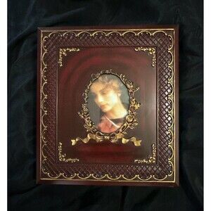 Vintage Victorian-Style Red Photo Album – Ornate Gold Frame Design,  8.5 X 7.5